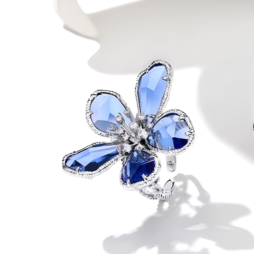 Exaggerated Crystal Flower Ring with Feminine Charm Fashionable Open Ring Design Index Finger Ring