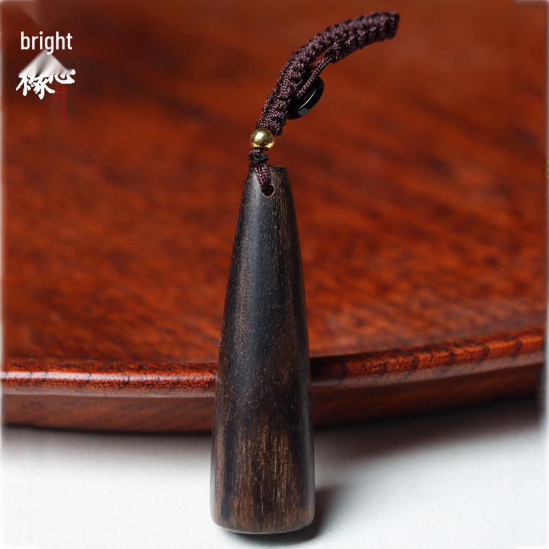 Dala Gan Agarwood Keychain Pendant – Natural Wood Handheld Wenwan Ornament.