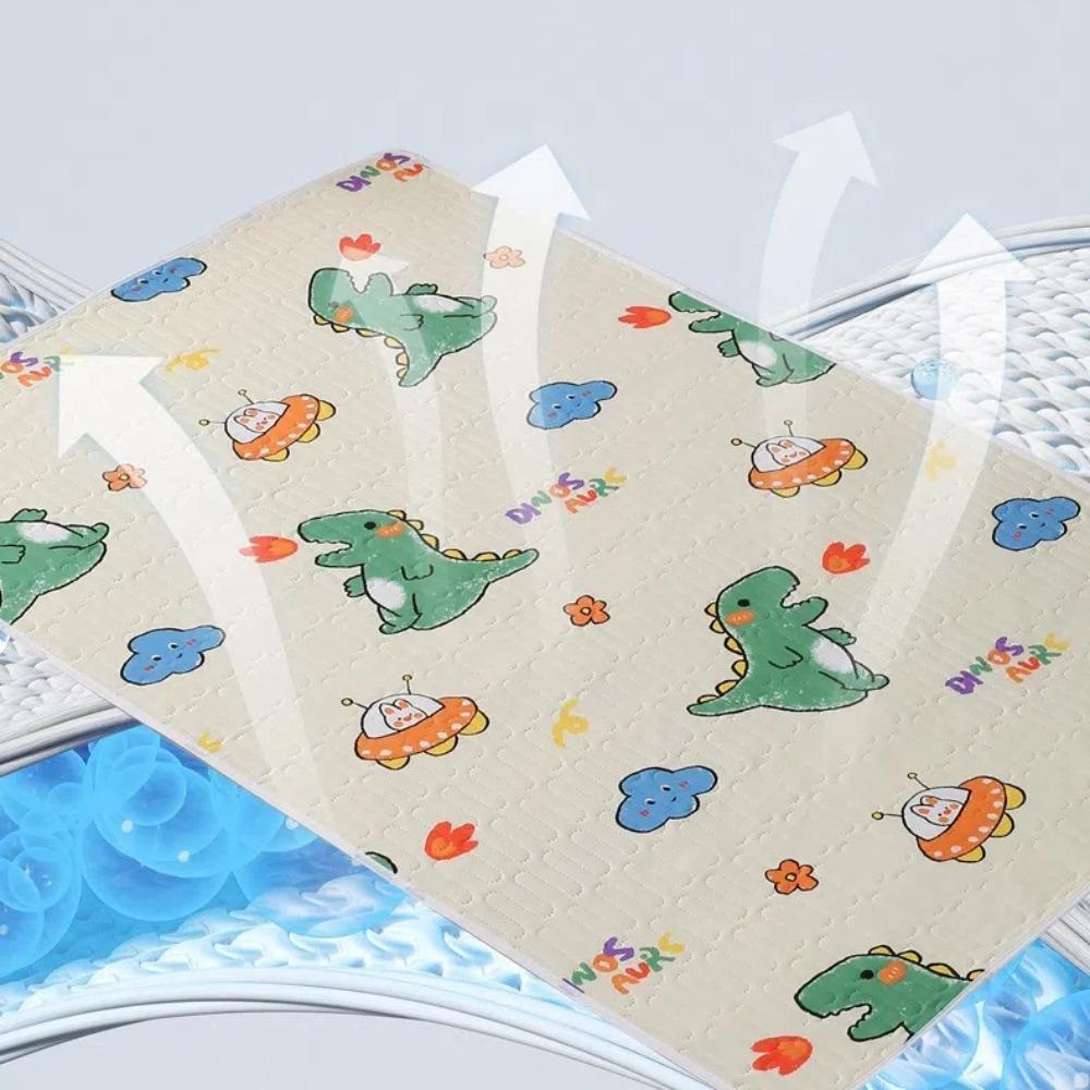 Niedliche Cartoon-Bettwäsche Urinauflagen Wasserdichte Babyschlafunterlagen Weiche Menstruationsauflage Baby