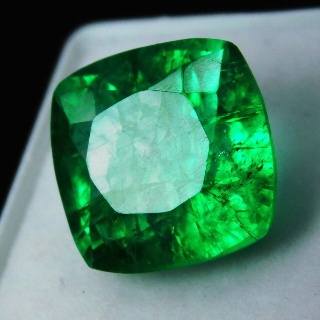 Natural Green Emerald Loose Gemstone Zambia Square Cushion Cut 10 ct for Jewelry Making and Crafts