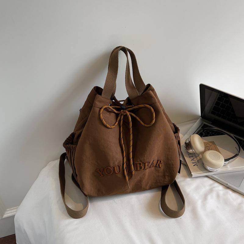 

2025 Autumn New Backpack Women s Handbag Solid Color Casual Shoulder Tote Bag Large Capacity Fashion Backpack темно-коричневого