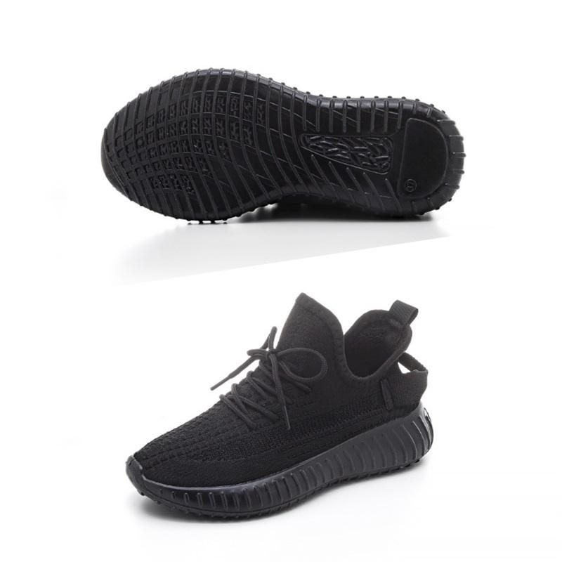 Student Style Plus Size Couple Casual Shoes Fly Knit Mesh Breathable Slip On Versatile Sports Sneakers