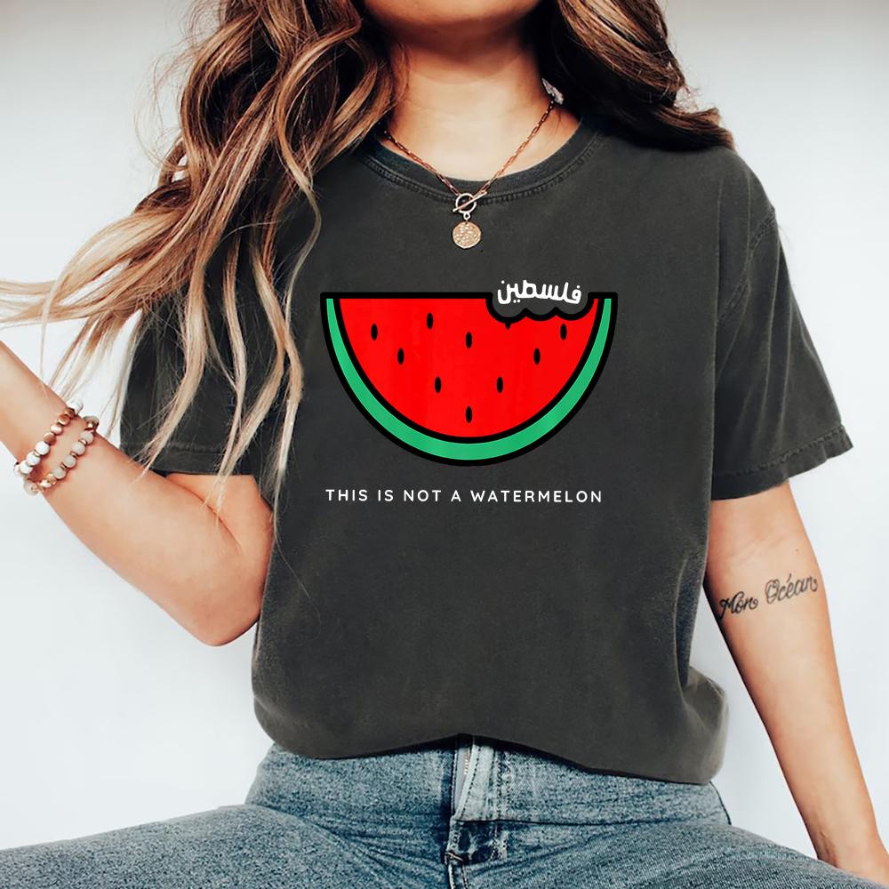 Maglietta divertente con anguria Questa non è una maglietta con anguria Maglietta con pace e amore Maglietta con grafica a manica corta sui diritti umani Streetwear