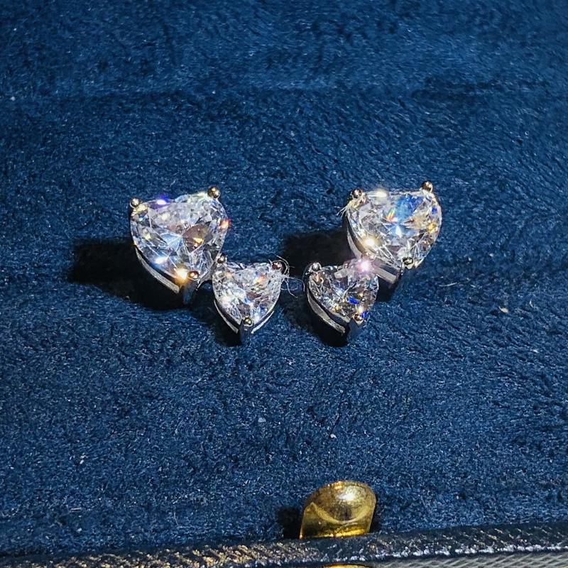 Huitan Silver Color Heart Cubic Zircon Love Stud Earrings for Women New 2023 Chic Lady's Ear Accessories Luxury Wedding