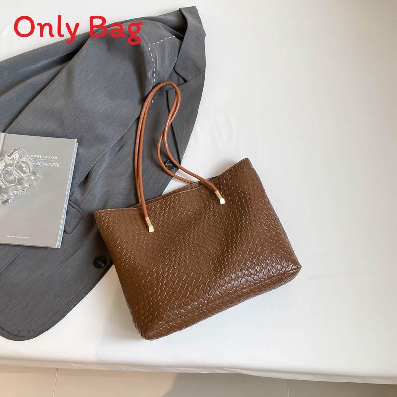 

Classic Pu Tote Bag For Women With Elegant Design And Ample Storage For Daily Use коричневий