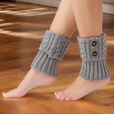 Europa und Amerikas Neue Wolle Warme Stiefel Überzug Füße Überzug Damen Herbst und Winter Stricken Gebratene Zöpfe Knopf Kurzer Beinschutz Knieschutz