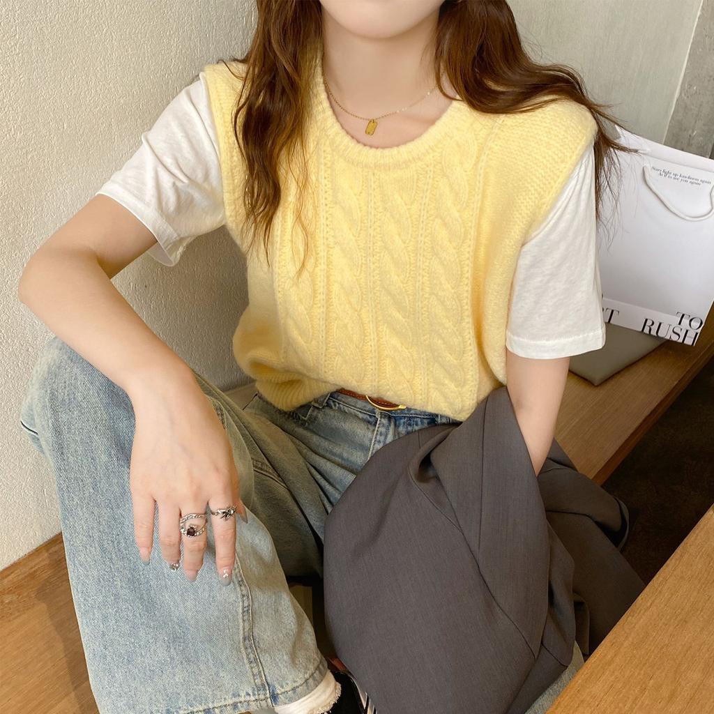 Women's Coffee Colored Knitted Vest for Outer Wear Autumn and Winter Wool Vest Brown Gilet Top