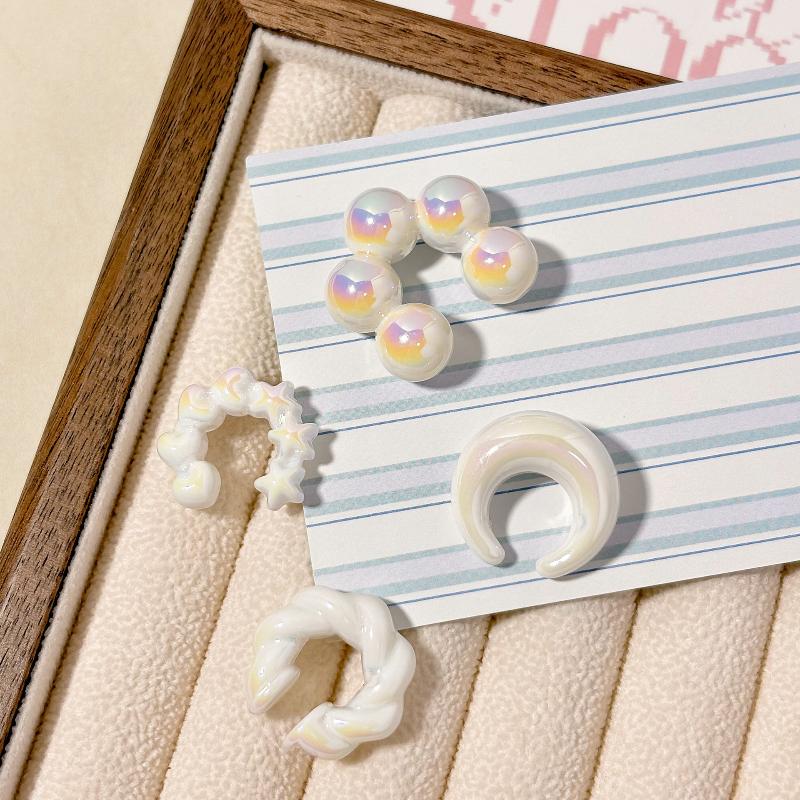 Set di 4 Braccialetti per Orecchie da Donna Senza Foro  Colorati Trasparenti Dopamina Irregolari a Forma di C Clip On Orecchini Gioielli