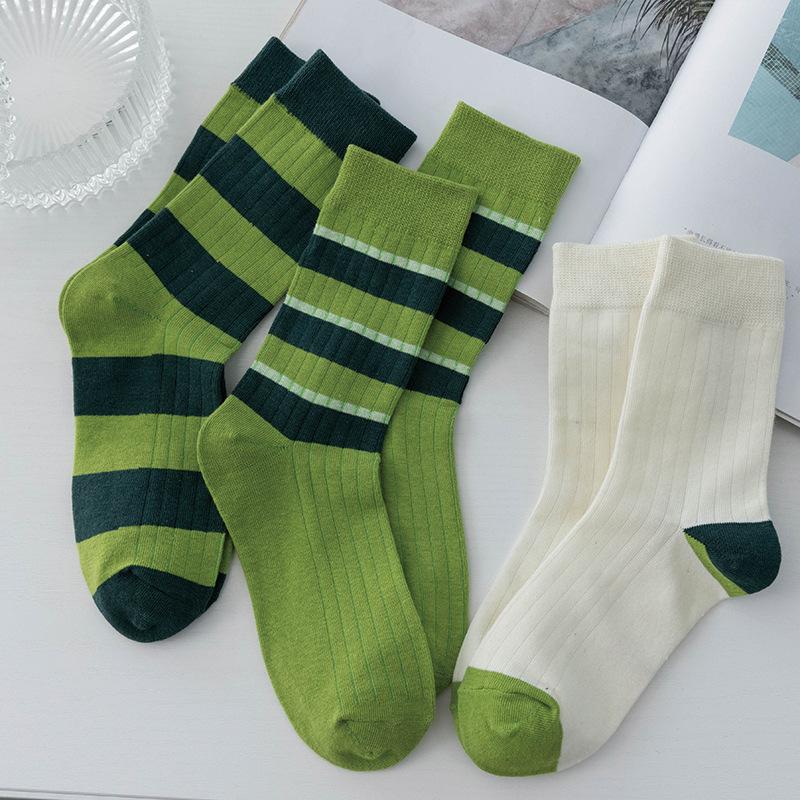 Green Striped Socks for Women's Autumn and Winter Trendy Socks In A Color-blocked Style. Wear Mid-calf Socks for Women