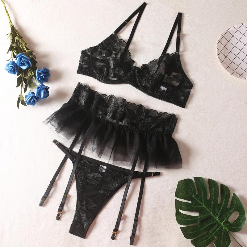 Sexy Embroidery Lingerie Red Hot Ensemble Lingeries Femmes Fantasy Skirt g-String Wireless Bra Briefs Romantic Kit New Year Gift