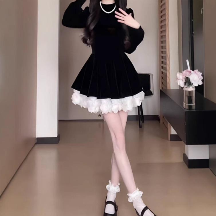 2025 Matsumoto Princess Velvet Waist-Slimming Color-Block Mini Dress