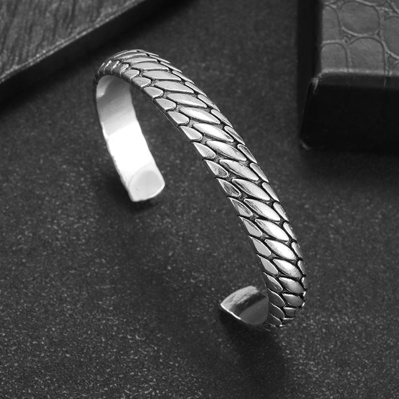 

Модный персонализированный трендовый открытый браслет в японском и корейском стиле с рисунком шины