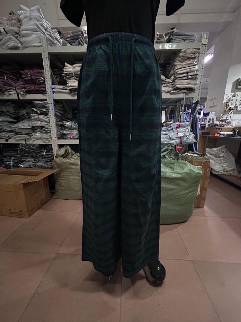 Women's Retro Plaid Pants: Trendy, Loose, Versatile Long Pants for Spring/Autumn 2026