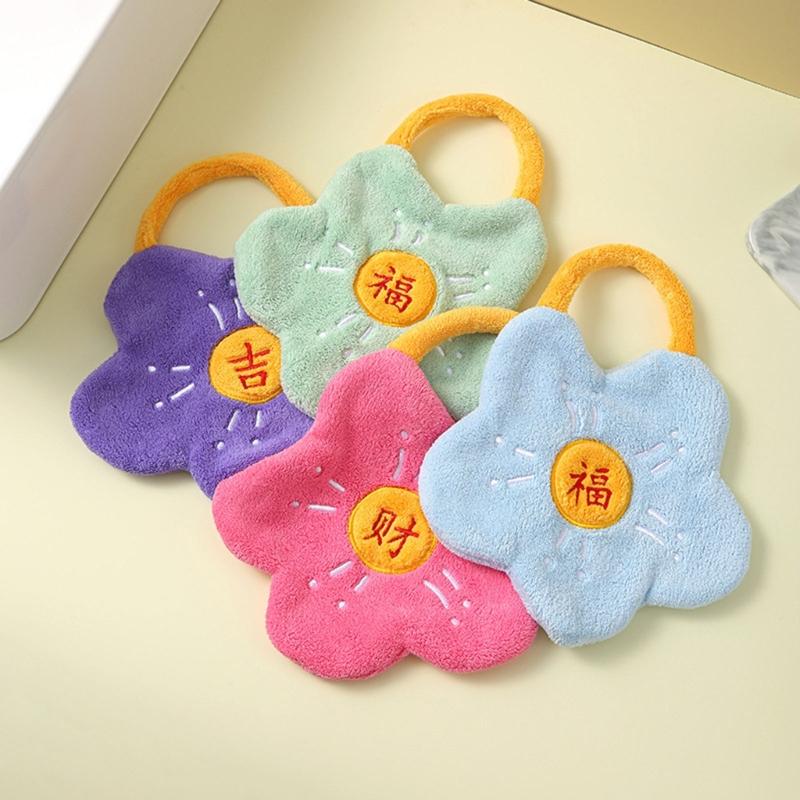 Quick-Dry Hand Towel Coral Fleece Wipe Handkerchief Kitchen Bathroom Absorbent Dishcloth Flower Shape Cleaning Cloth