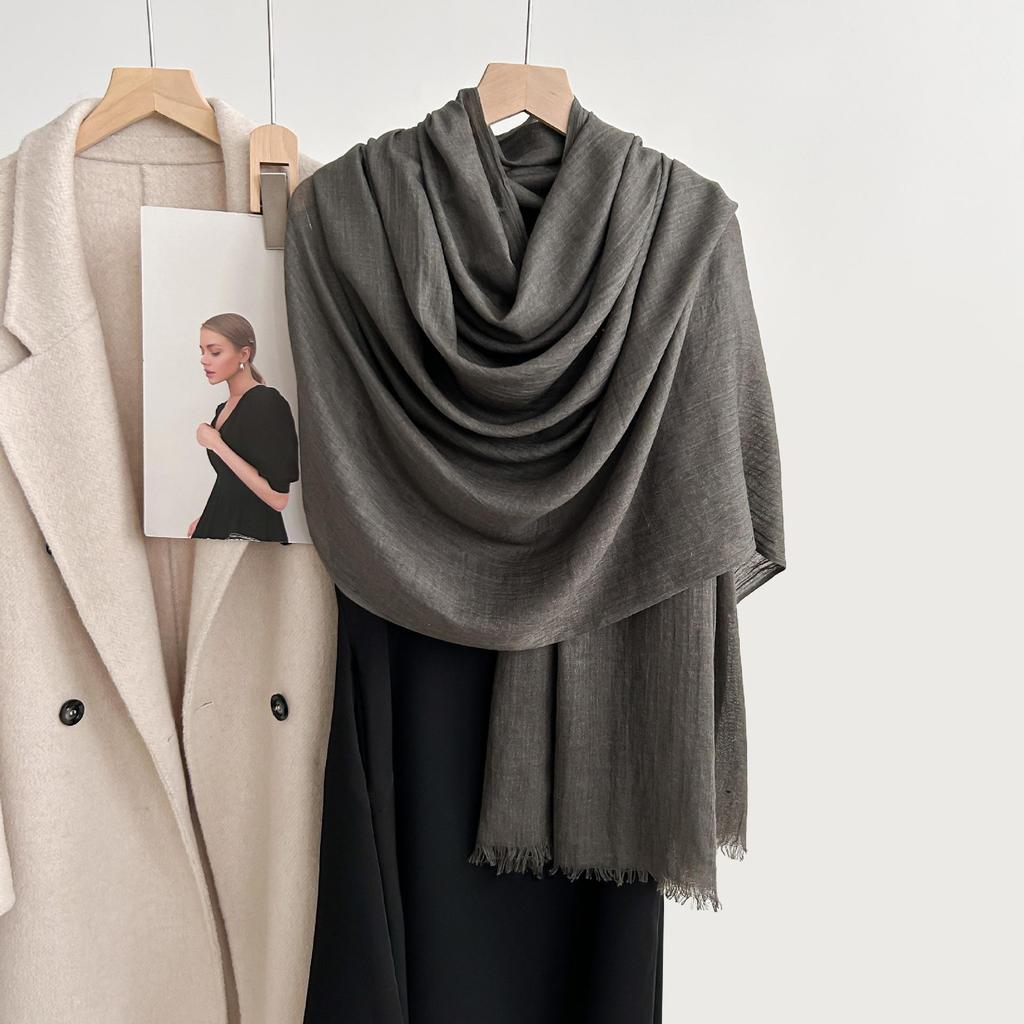 Artistic Cotton and Linen Scarf - Solid Color, Japanese & Korean Style, Women's Shawl for Air-Conditioned Rooms, Outerwear, Sun Protection