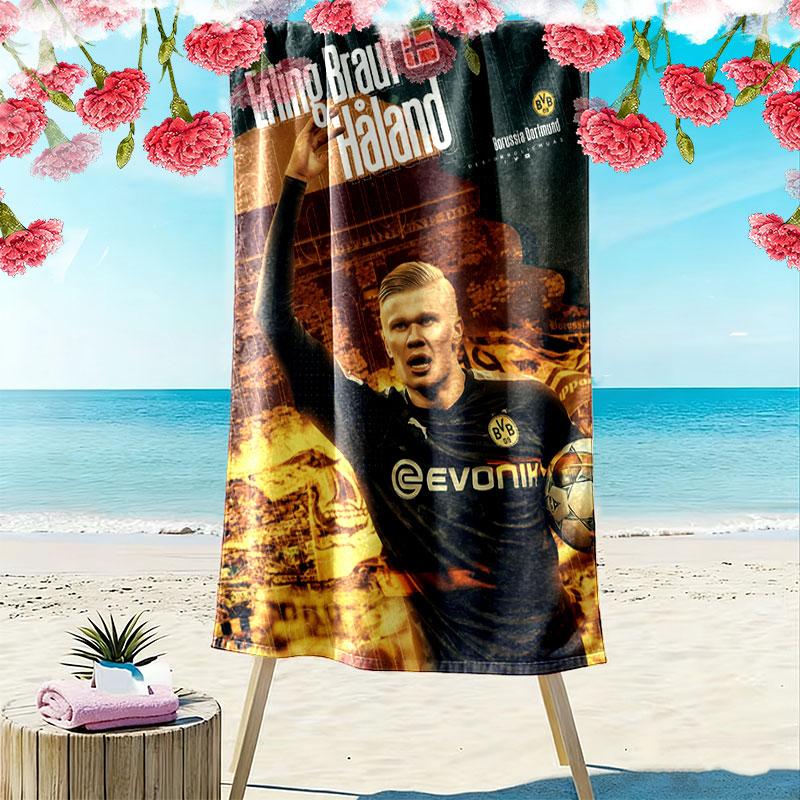 Football star Print Beach Towel, Large Soft Quick Dry Towel for Beach Camping Swimming