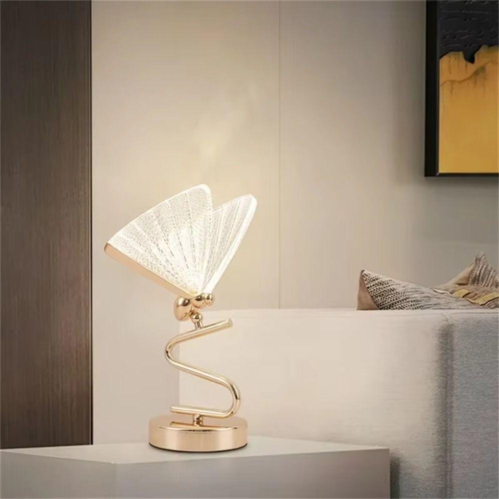 Modern Design Butterfly Table Lamp Nordic Style Luxury Light LED Desk Lamp LED Technology Butterfly Lampshade Bedside Lamp