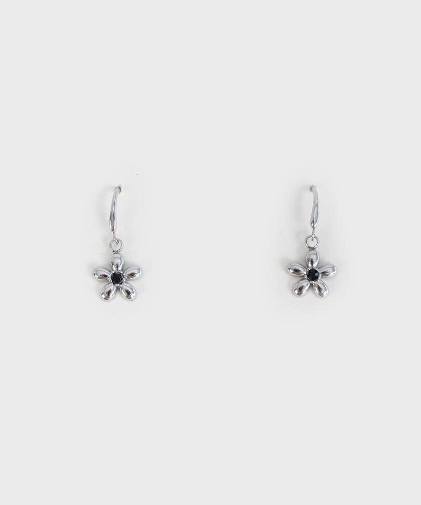 Linger Piece Black And Silver Flower Earring