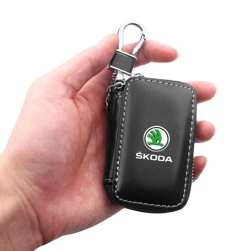 1Pcs Leather Emblem Car Key Case Keychain Zipper Key Case Bag for Skoda SCALA Superb Octavia 2 3 A4 A5 Fabia Kamiq Kapoq Kodiaq Rapid