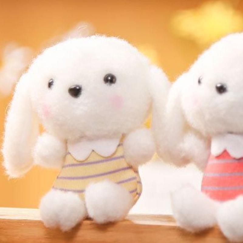 1Pcs Cute Plush Dog Pendant Keychain Pendant Backpack Hanger Car Keychain Accessories Gift