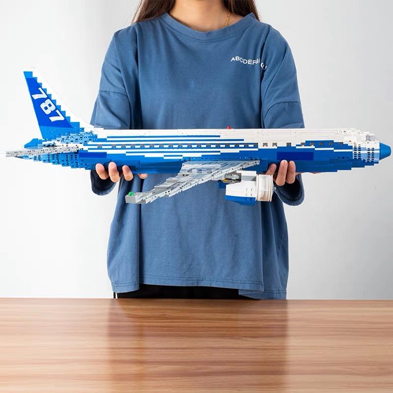 1353PCS Boeing 787 Dreamliner Airplane Building Blocks Assemble Bricks Educational Toys Desk Decoration Gifts For Kids Boy