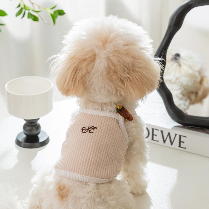 Frühlings- und Sommerhunde-Gurtweste Klein Frisch und Einfach Stickerei Kleine Träger Katzenpfoten Haustier Dünne Hundekleidung Welpenkleidung