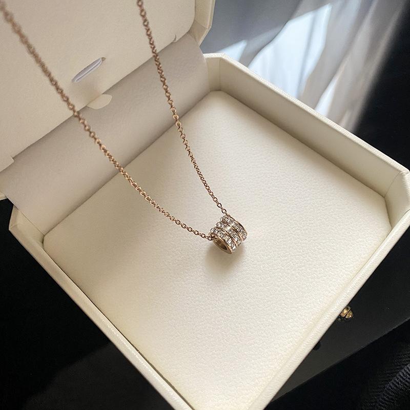 Titanium Steel Necklace Girls Simple Light Luxury Necklace Fashion Necklace