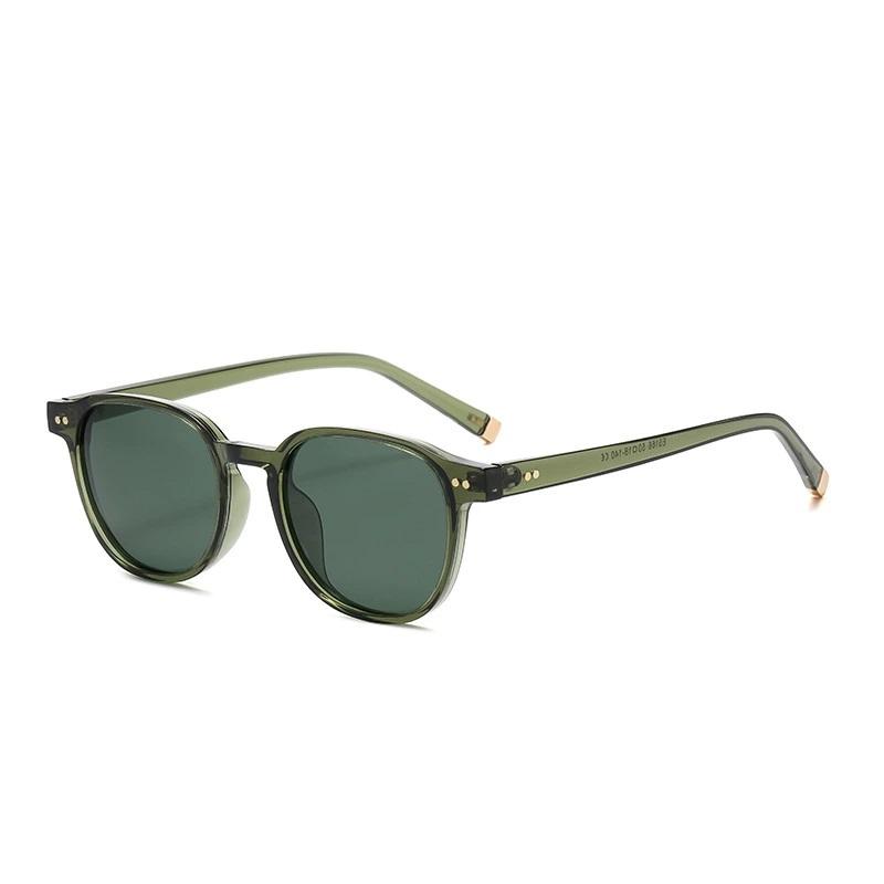

Square Polarized Sunglasses Men Retro Fashion Double Colors Women Sun Glasses Woman Vintage Eyewear PC Frame Rivets Shades UV400 as shown зелёный