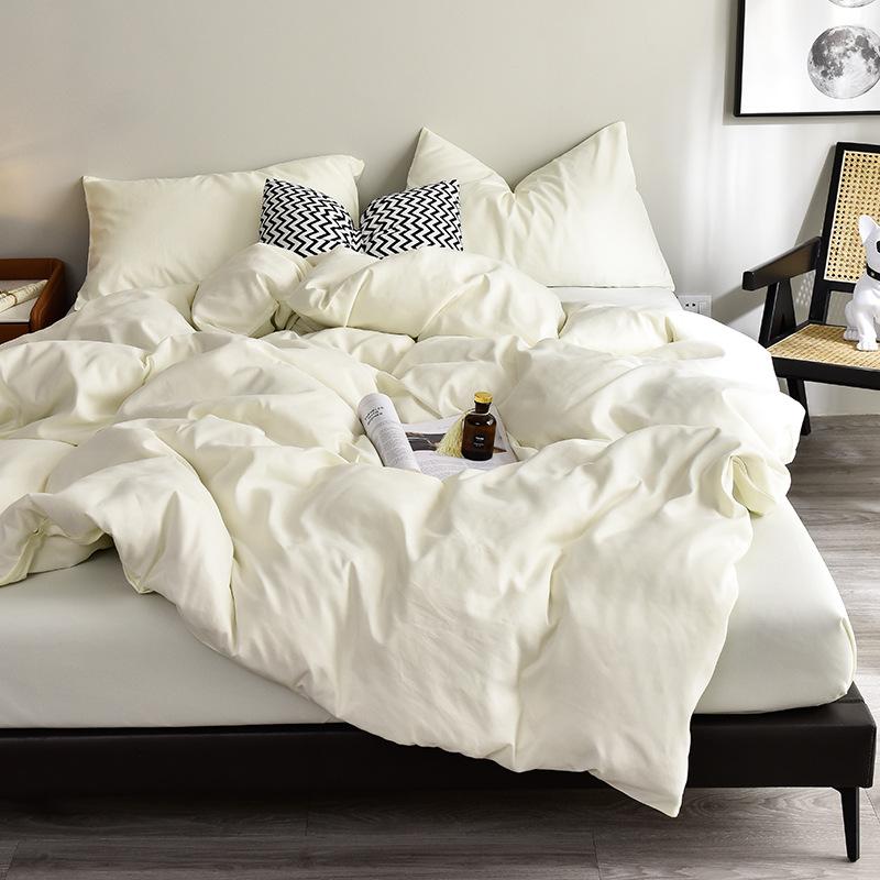 Four piece set of dormitory bed sheets, duvet covers, double-sided brushed duvet covers on a cotton bed, washed with water