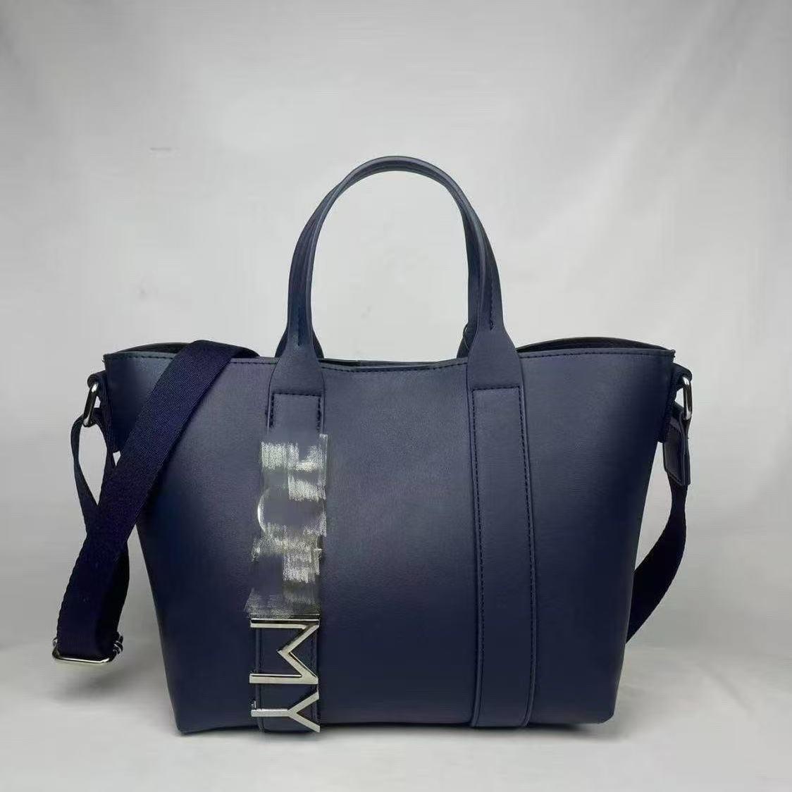 Tangjia 2025 Women s Chic Textured Crossbody Handbag – Stylish & Versatile 23x20x16 cm темно-синий