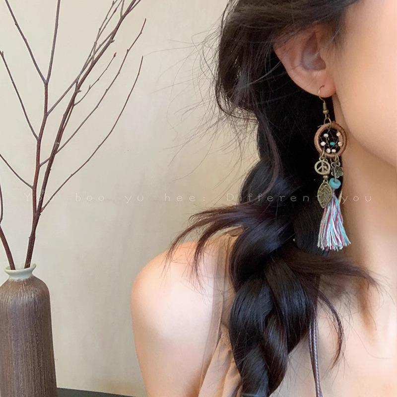 Kolczyki z frędzlami w stylu artystycznym: Retro Etniczne Koralikowe Haczyki na Uszy, Idealne na Wakacje.