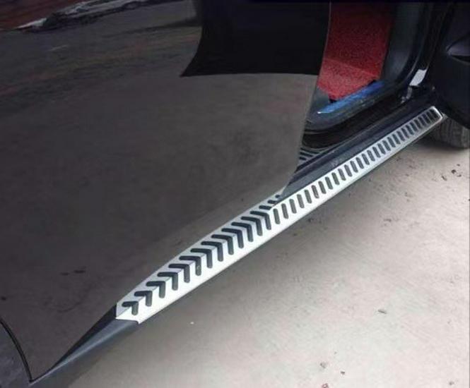 BMW X5 E70 & Old X6 Running Boards, New X5L Foot Pedals