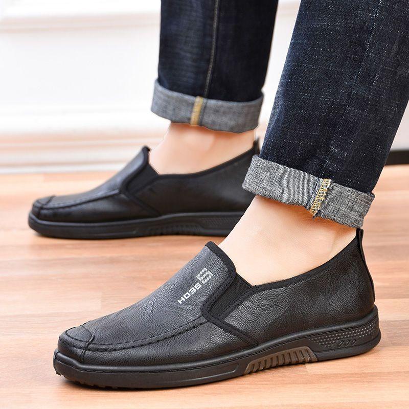 Breathable Soft Round Toe Slip-on Male Casual Shoe Luxury Sale New in High Quality Fashion 2025 Trend Retro Men's Leather Shoes