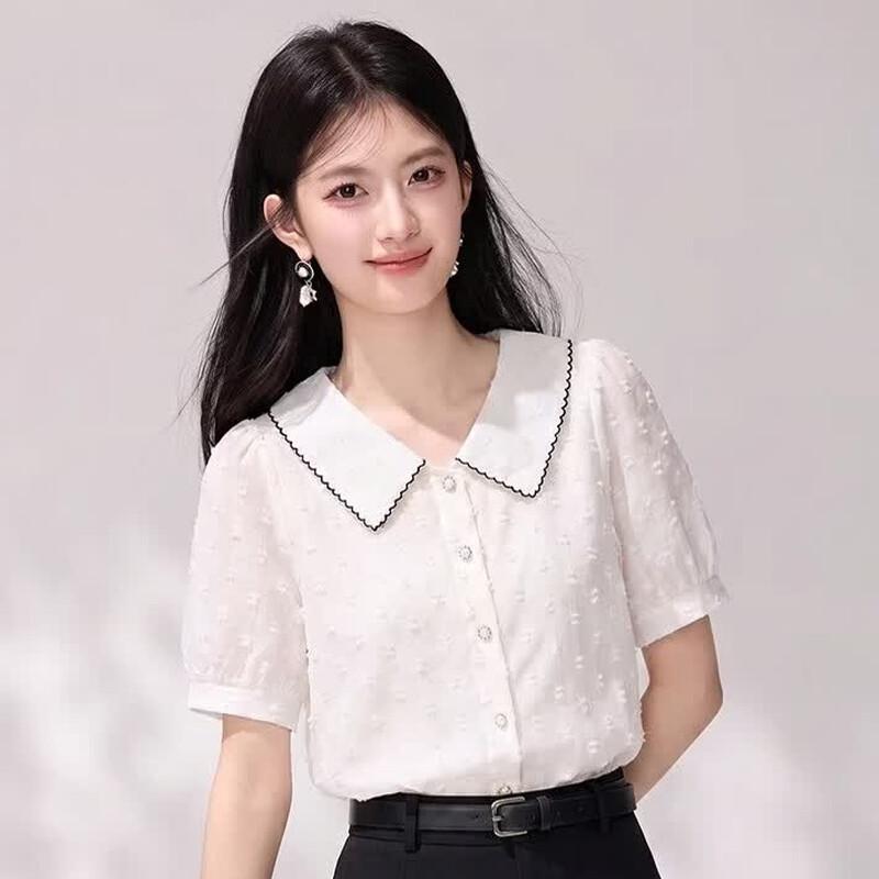 Damen-Bluse mit Puppenkragen und kurzen Ärmeln (Petite)