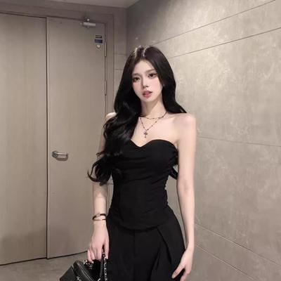 Elegant Black Fishbone Bandeau Top: Women's Summer Slimming Three-Dimensional Wrap Chest Vest