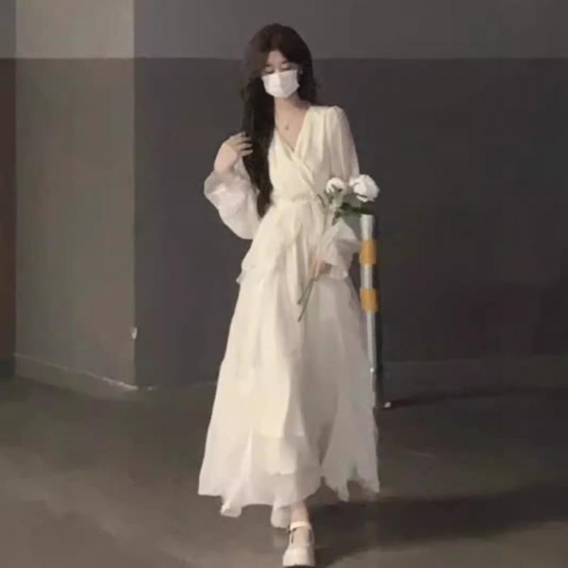 Gentle White Moonlight Dress Fairy Super Fairy High-end French Temperament Early Autumn Pure Apricot Long-sleeved Skirt