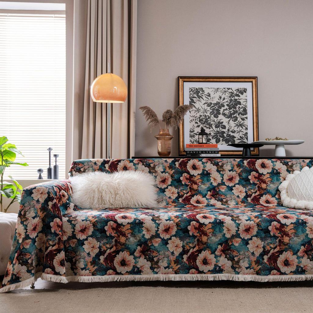 American Retro Non-Slip Stain-Resistant Jacquard Tassel Sofa Cover