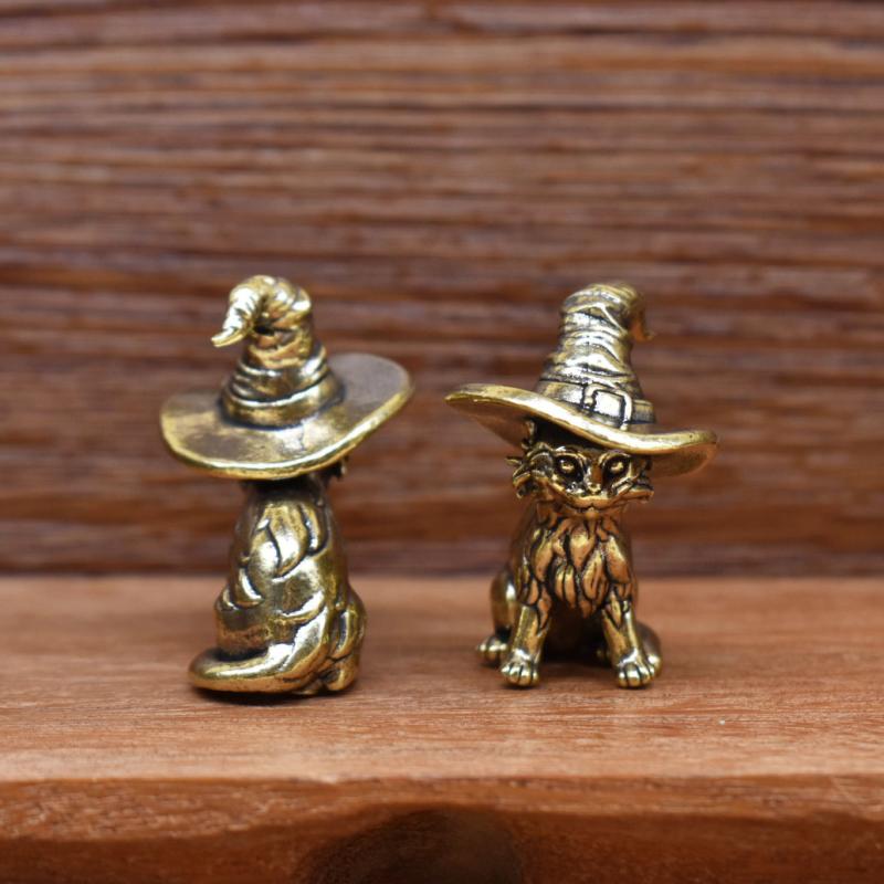 1 Piece Creative Solid Brass Childish Animal Kitten Miniature Figurine Ornament Cute Sorcerer Cat Small Statue Retro Home Decor