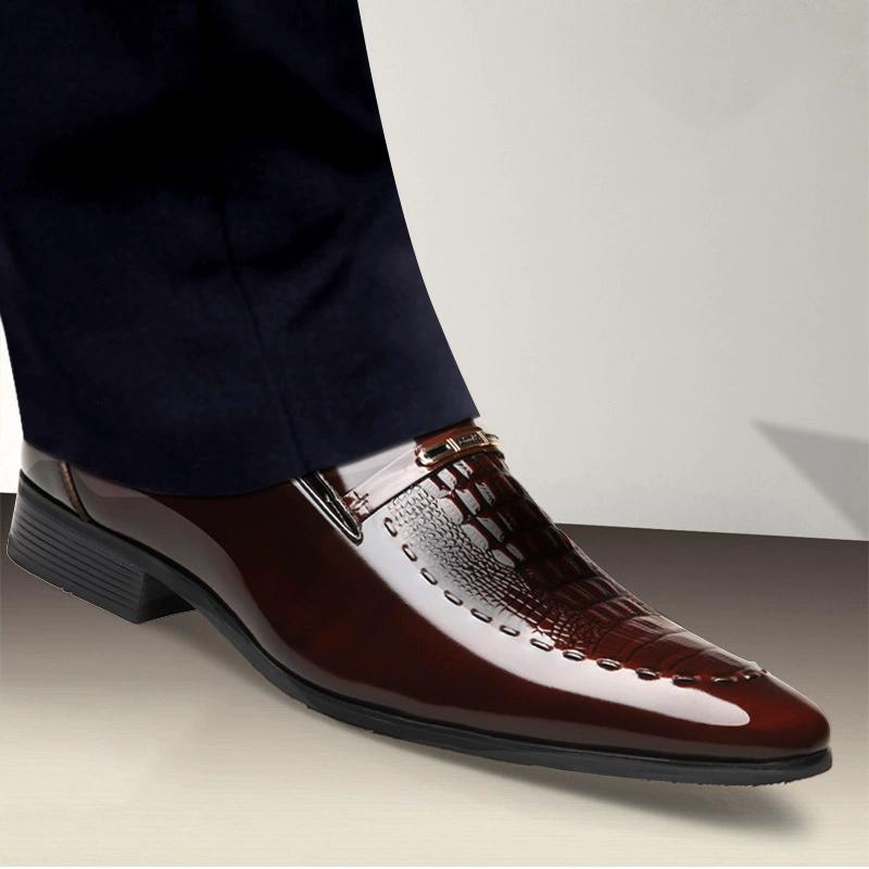 

Мужские классические кожаные туфли, деловые лоферы на платформе с острым носком, рабочие мужские модельные туфли, новые большие размеры, Zapatos De Vestir Hombre 38 коричневый