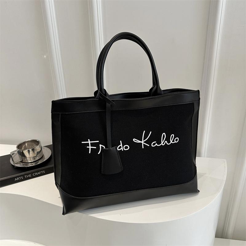 Casual retro high-end portable large-capacity bag women's new trendy fashion contrasting colors commuter hand carry tote bag