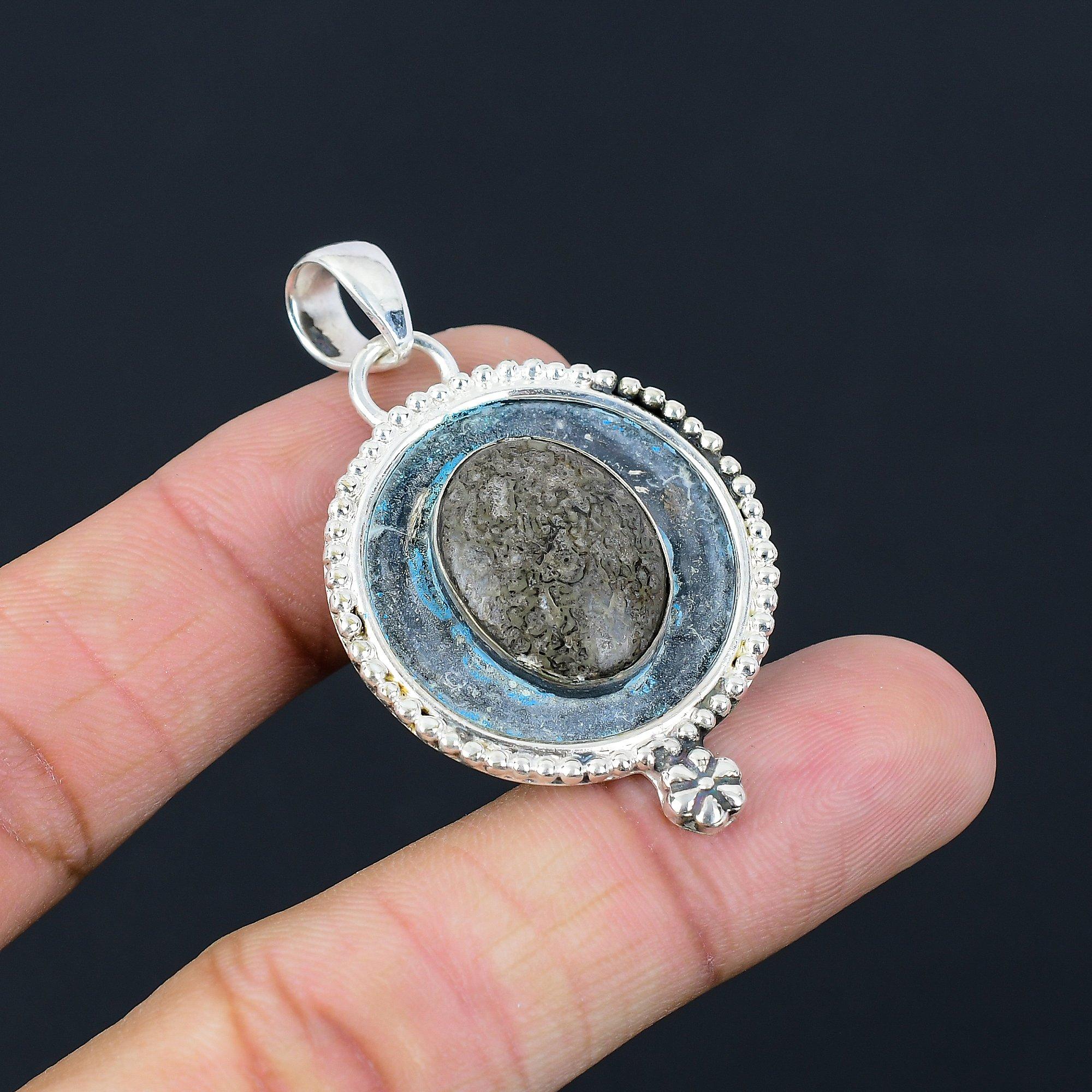 

Daughters Day Sale 925 Silver Oval Root Chakra Natural Stingray Coral Pendant