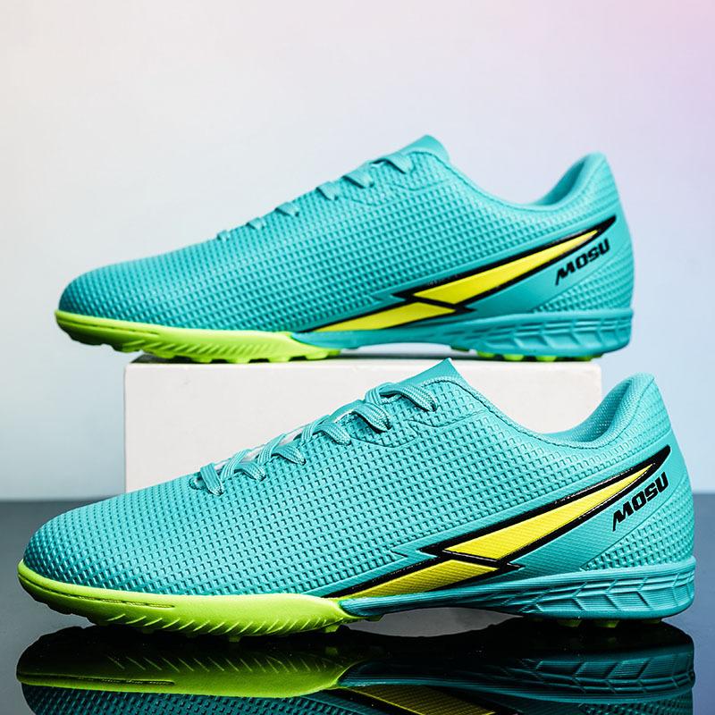 2 new low-top couple football shoes, young students, grass, men's and women's long broken nail training sneakers