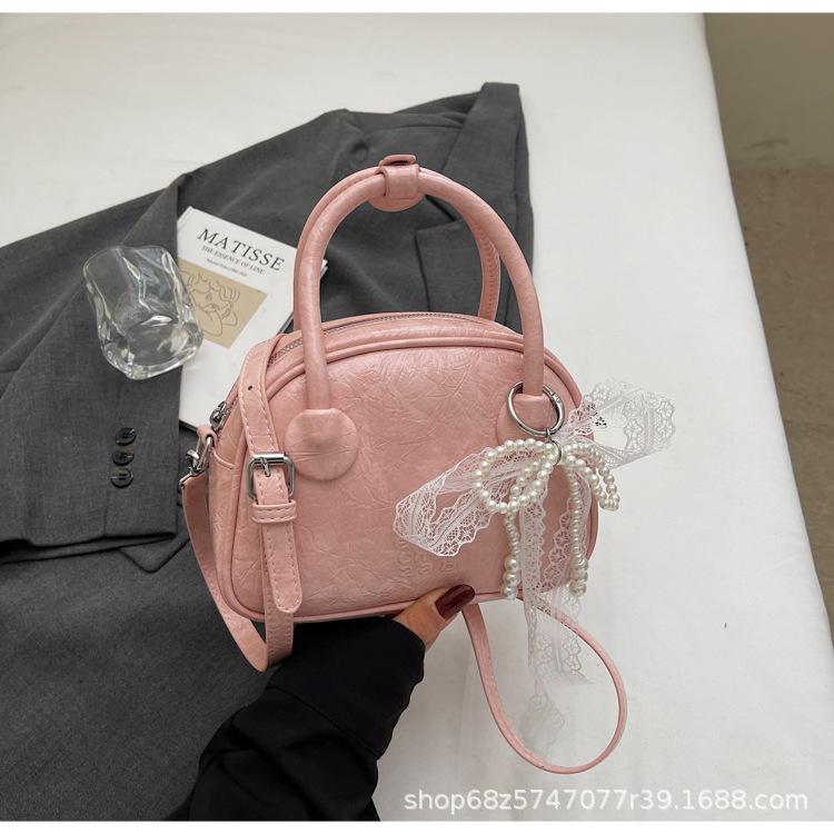 Korean Version of Ins Fashion Hand-held Bowling Bag Women's 2025 Simple and Versatile Shoulder Bag High-end Casual Crossbody Bag