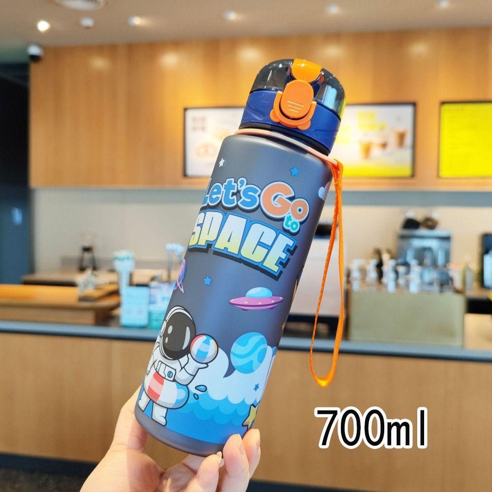 

Cartoon Astronaut Space Cup 700ML Water Bottle Simplicity Student Water Cup Outdoor Sports
