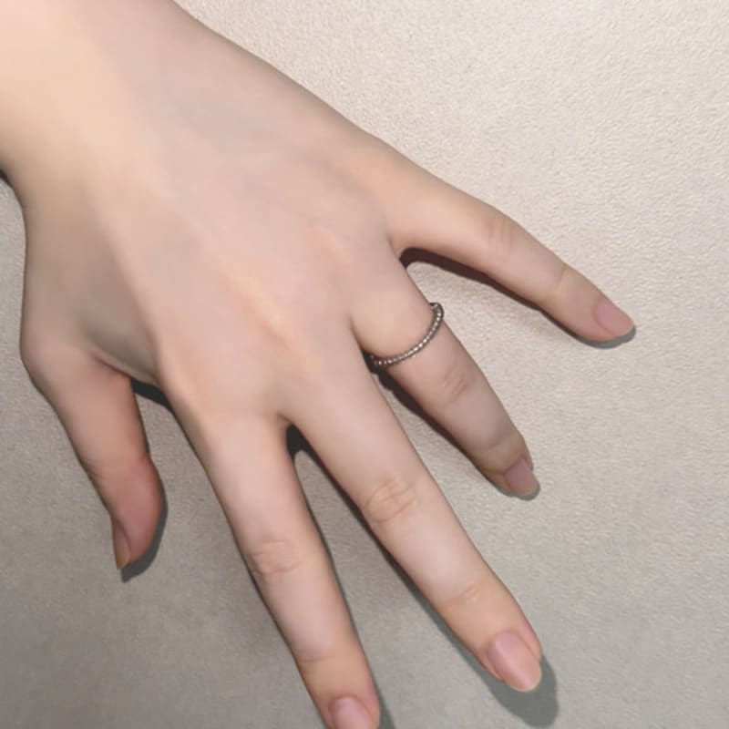 A Little Tickle Pepper Bead Ring