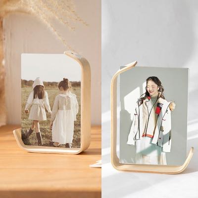 Moderní a šik akrylový dřevěný fotorámeček pro dekoraci fotografií