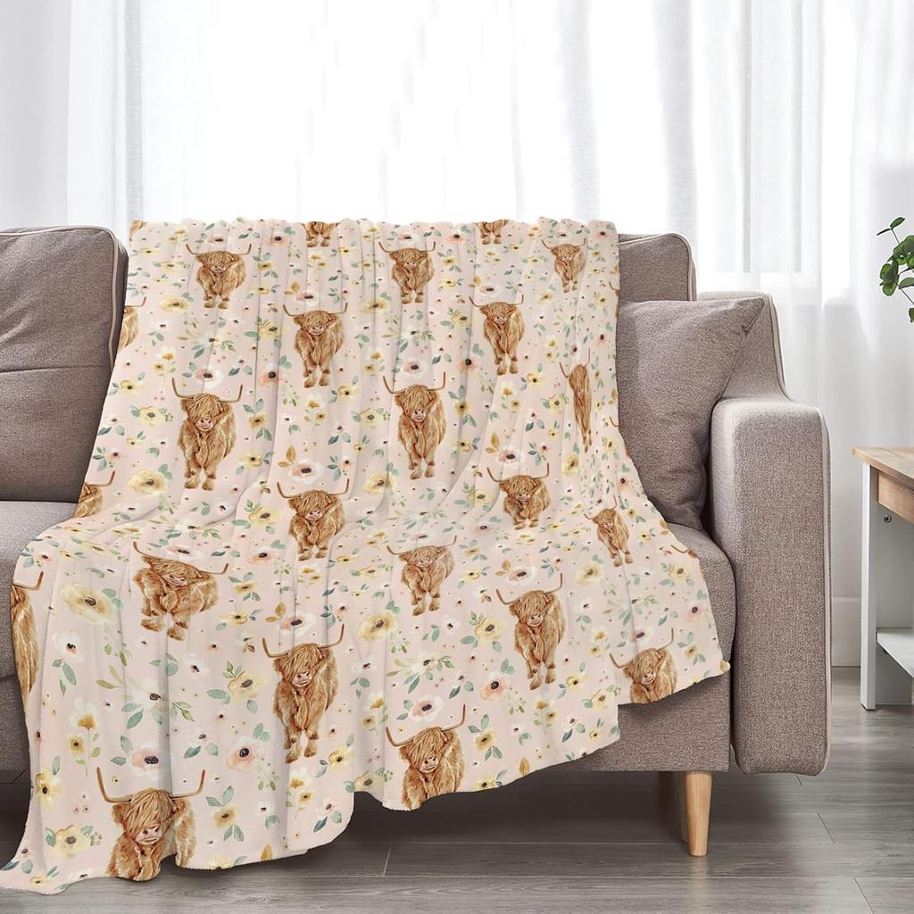 Highland Cow Print Fleece Throw Blanket , Ultra Soft Cozy Gift for Cow Lovers, Cute Animal Blanket for Couch Bed Decor