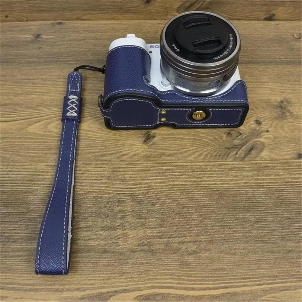 ZVE10 Pouzdro na fotoaparát PU kůže Kryt poloviny těla pro Sony ZV-E10 ZVE10 Spodní pouzdra s poutkem na ruku