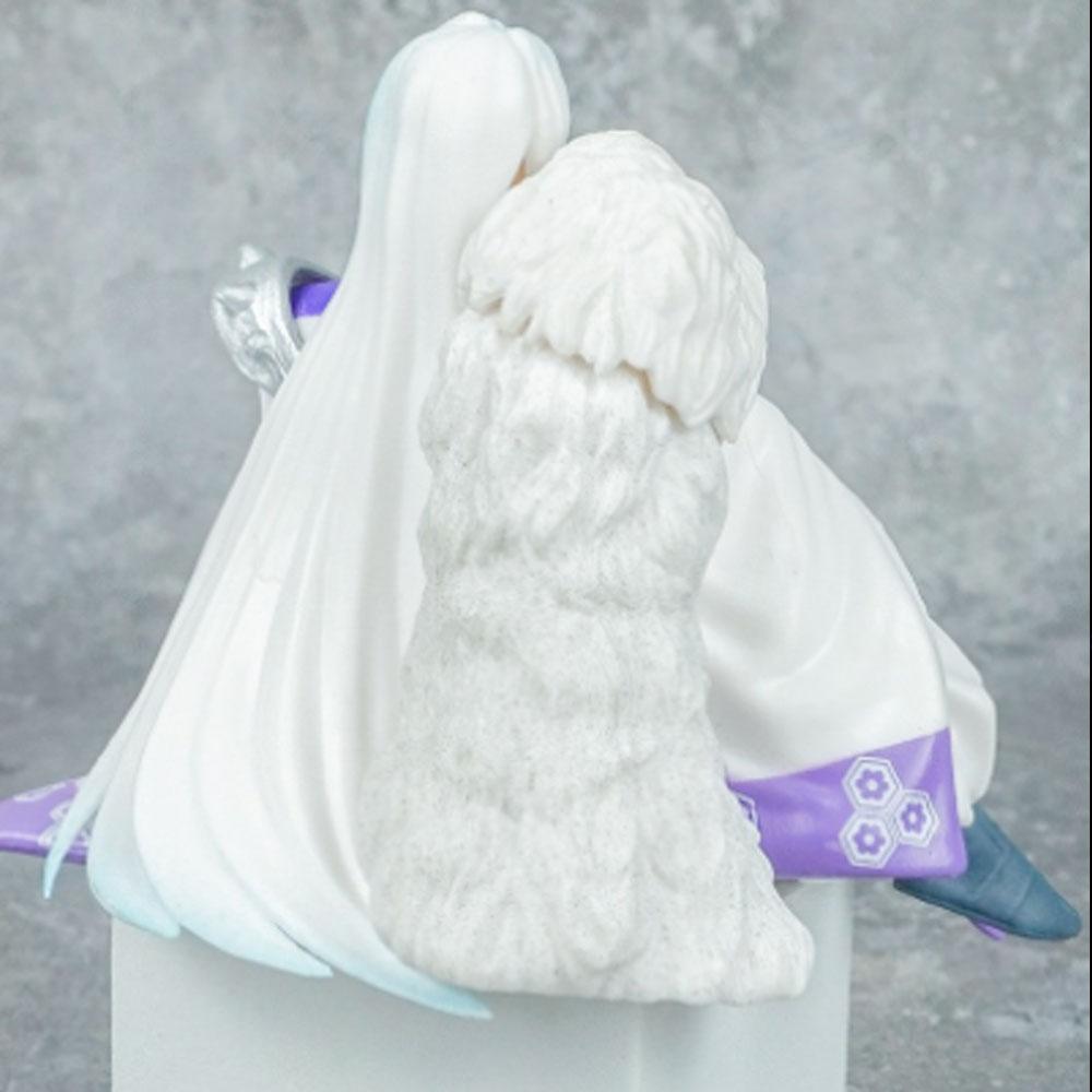 Anime Inuyasha Sesshoumaru Decoration Ornaments Action Figure Collection Model Toy for Children Birthday Toys Christmas Gif