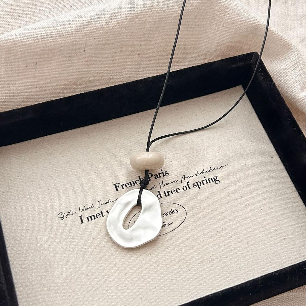 Vintage Irregular Frosted Circular Pendant Necklace for Women Girl Unique Design Long Rope Chain Necklace Christmas Jewelry Gift